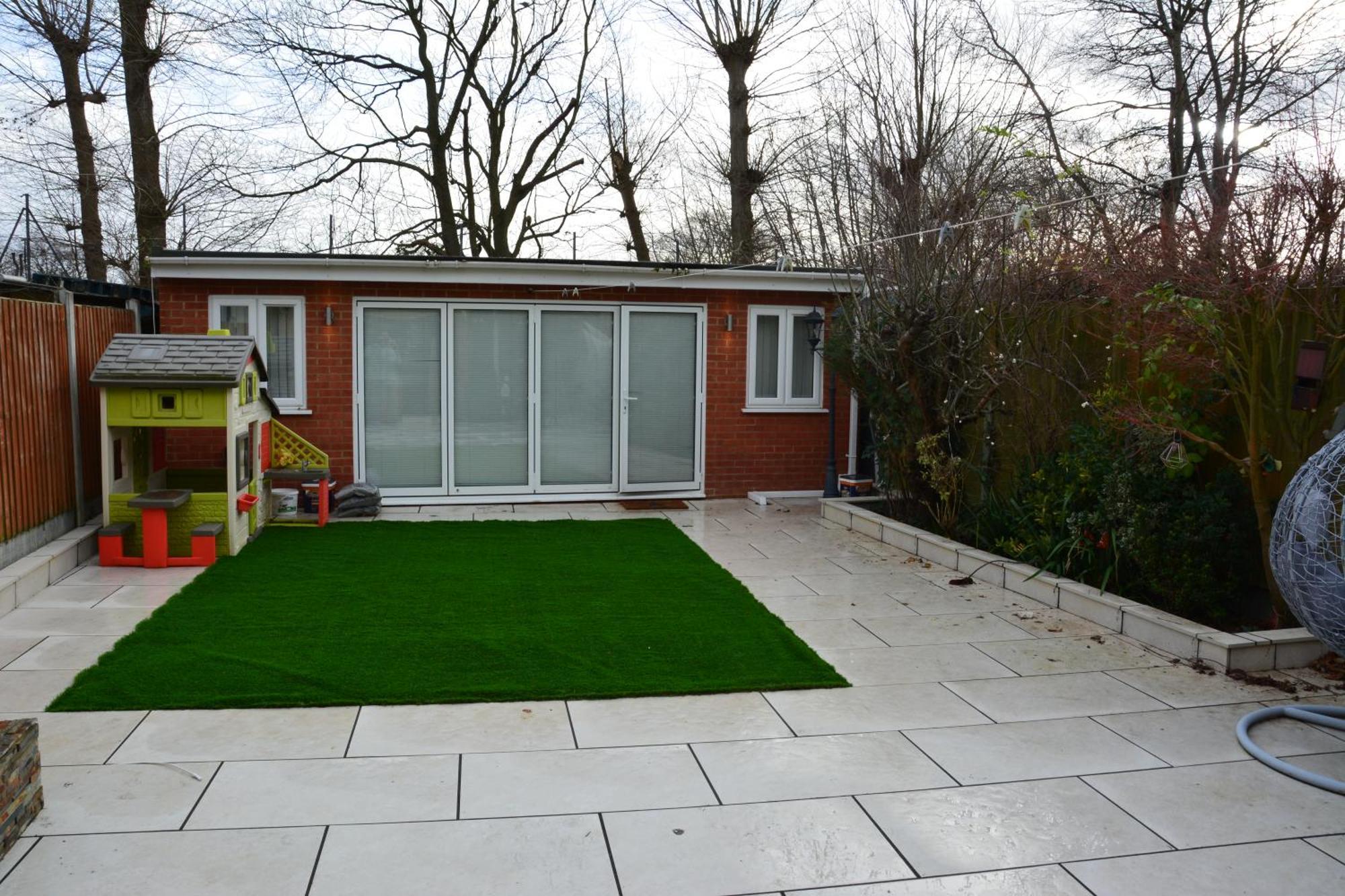 Cozy, Modern, Spacious 4 Bedroom House In London Romford Exteriér fotografie