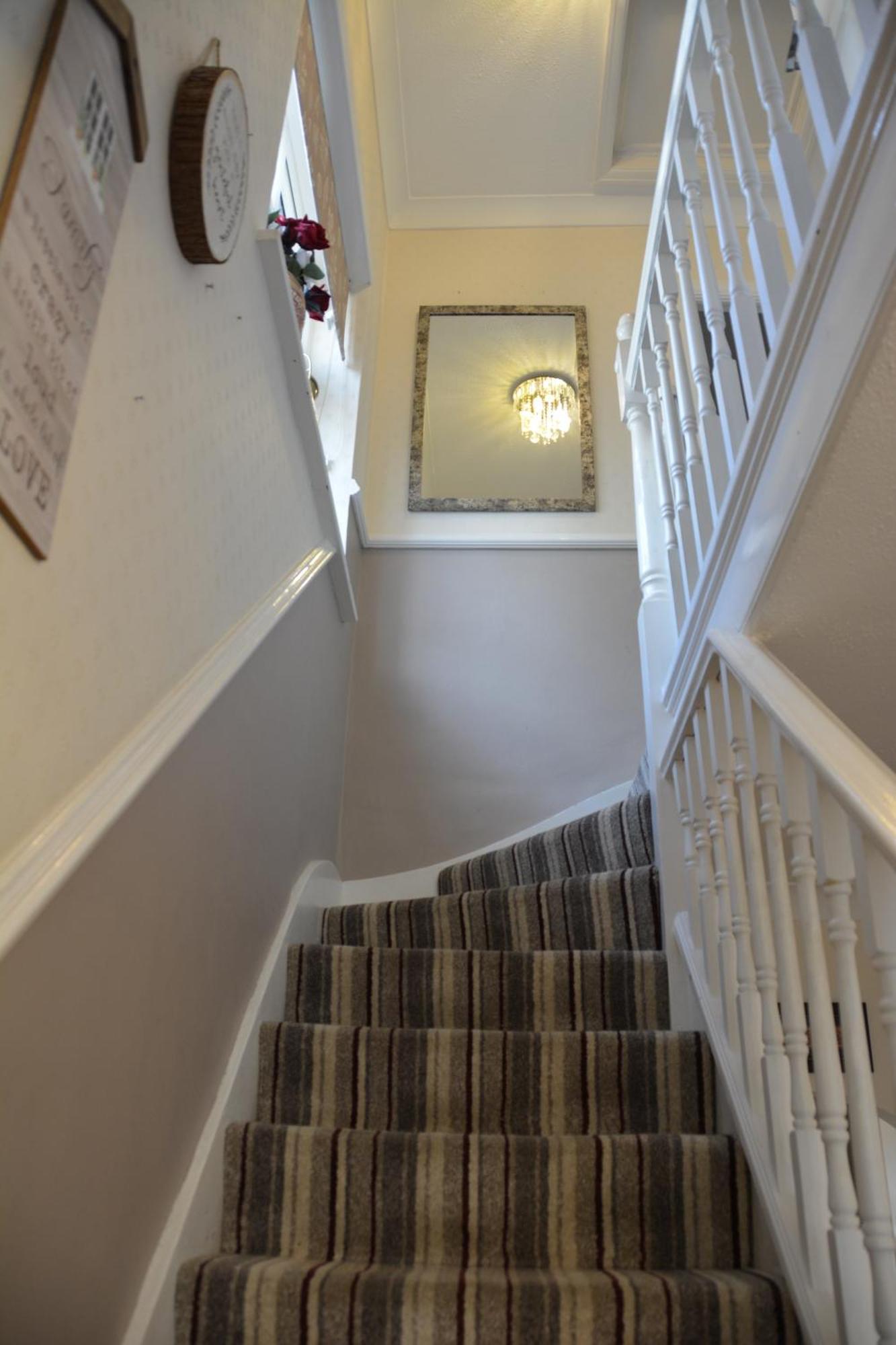 Cozy, Modern, Spacious 4 Bedroom House In London Romford Exteriér fotografie