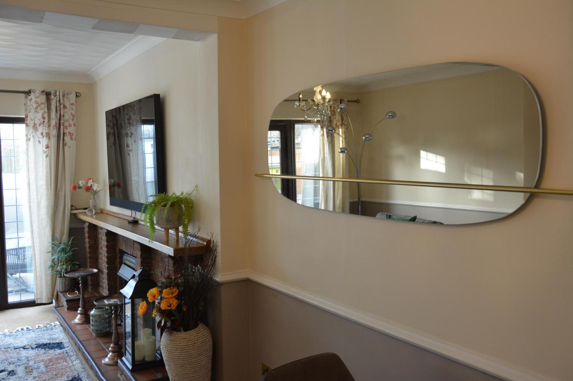 Cozy, Modern, Spacious 4 Bedroom House In London Romford Exteriér fotografie