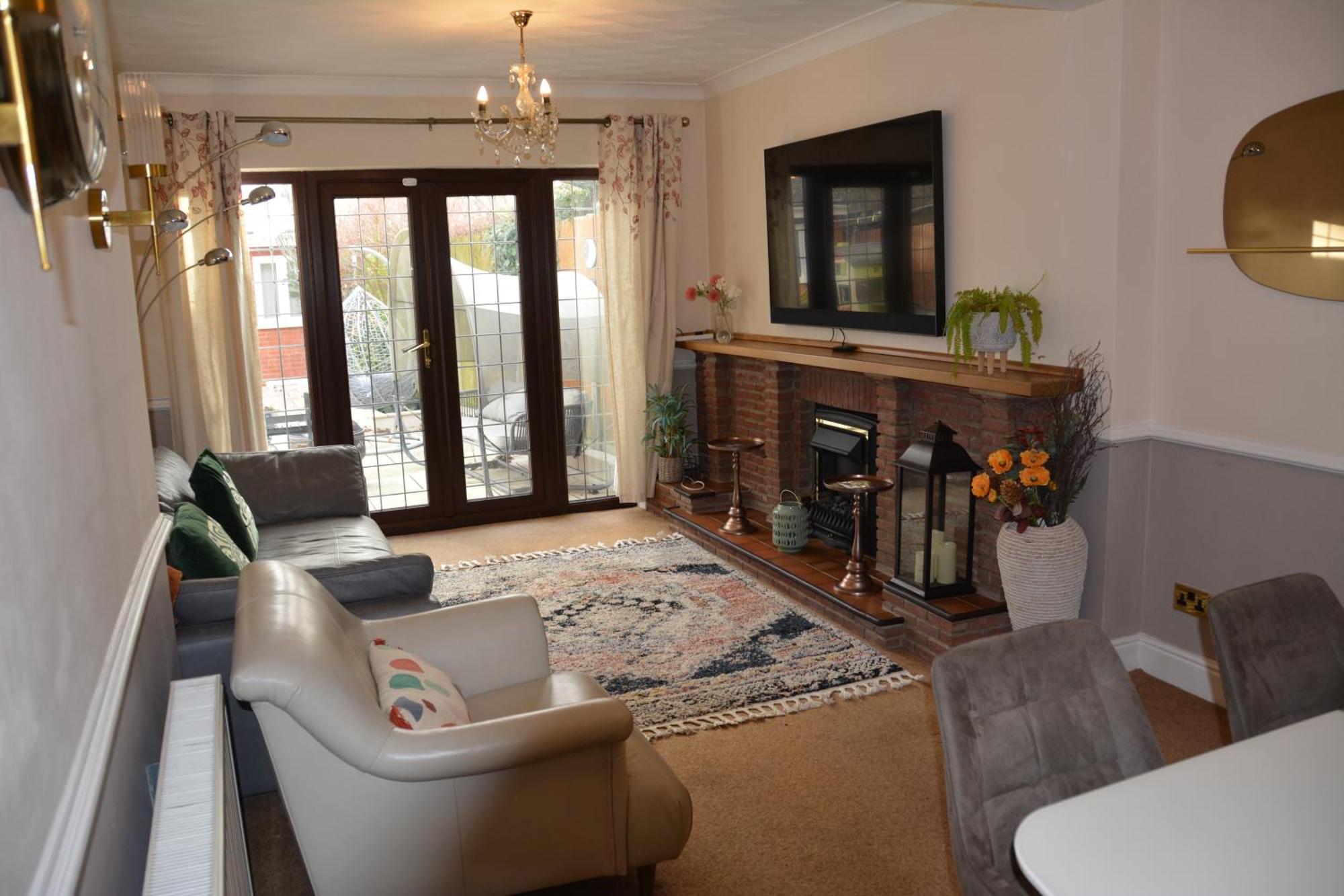 Cozy, Modern, Spacious 4 Bedroom House In London Romford Exteriér fotografie